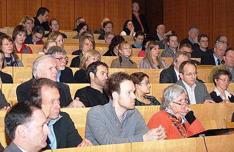 Photo (Universität Paderborn, Martin Decking): Approx. 100 guests attended the opening of the Center of Excellence 